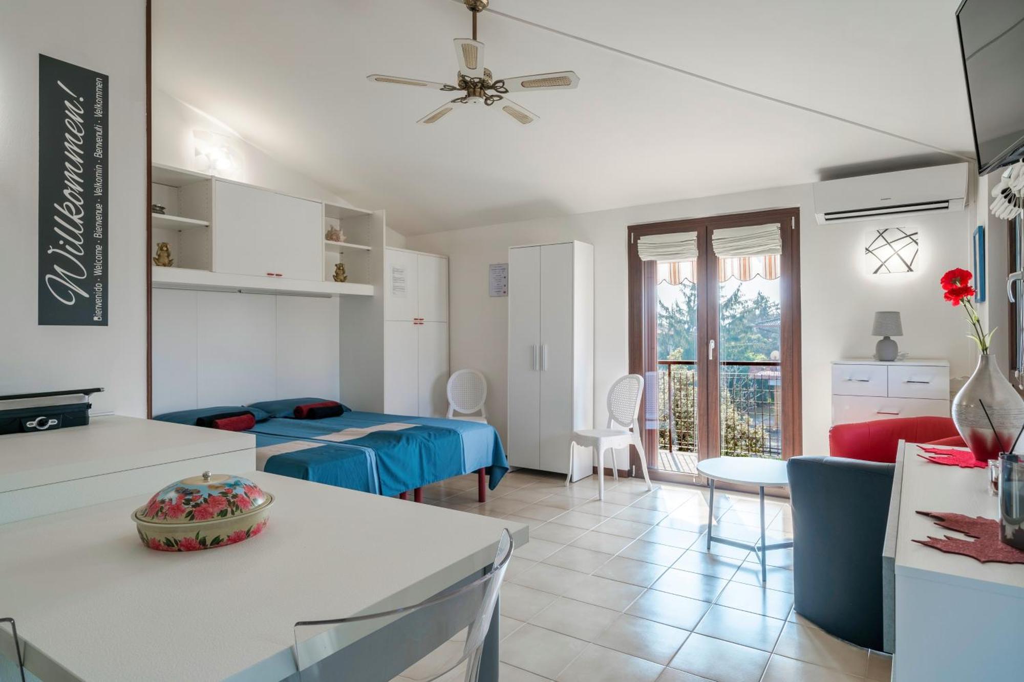 Casa Lugana 15 - Monolocale Con Piscina Fronte Lago Sirmione Exterior photo
